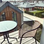 アパート Jaukus Ir Sviesus Seimos Apartamentai Kunigiskiuose - Vakaris Vejas *