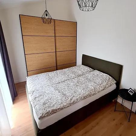 Jaukus Ir Sviesus Seimos Apartamentai Kunigiskiuose - Vakaris Vejas * Palanga
