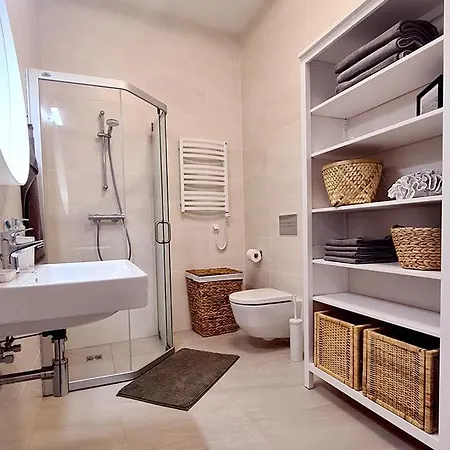 Jaukus Ir Sviesus Seimos Apartamentai Kunigiskiuose - Vakaris Vejas * Palanga